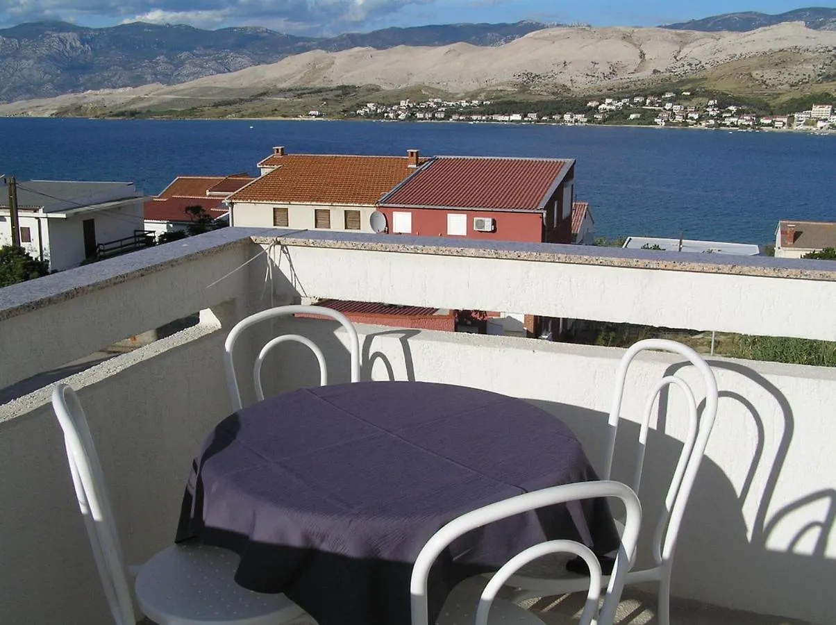 Apartments Pavicic Marija Pag Town Konukevi