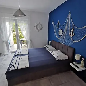 Apartman Denx, Pag Town